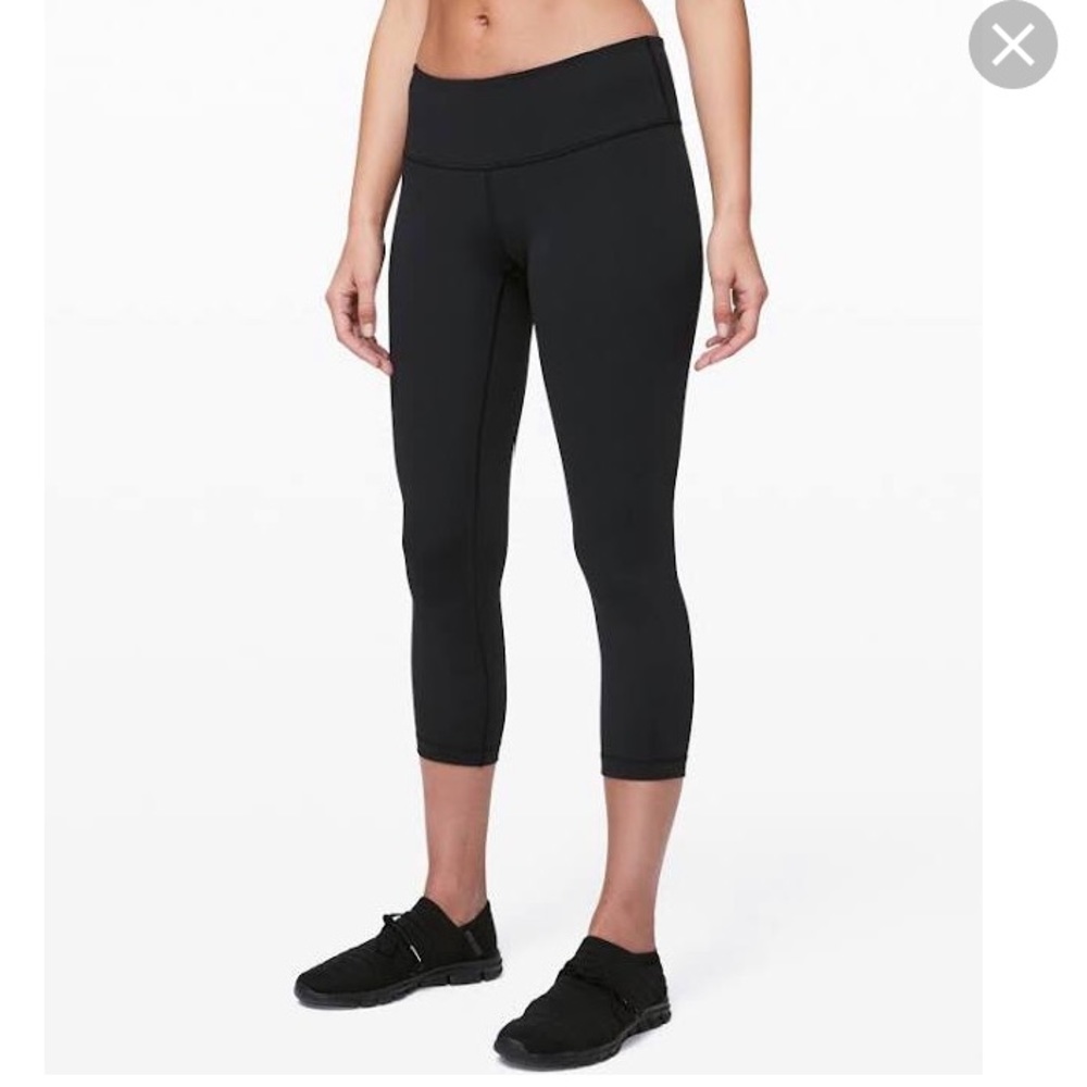 Wunder under cropped legging! Very gently worn